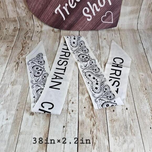 Women's twilly scarf - Picture 4 of 4